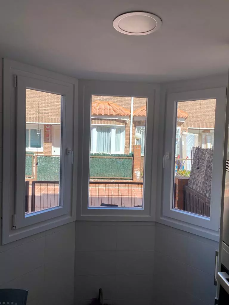 Instalaci&oacute;n de Ventanas y Mosquiteras chalet en Valdemoro, Madrid