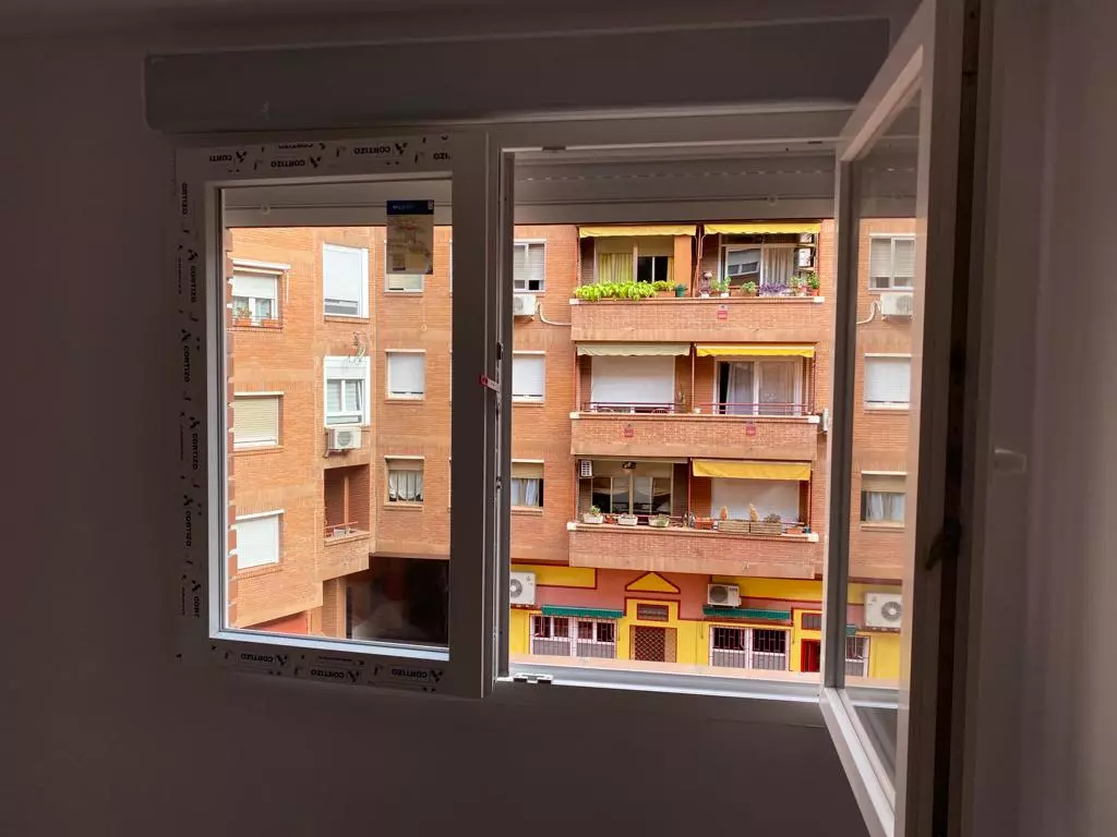 Obra, Instalaci&oacute;n de Ventanas en piso Legazpi, Madrid