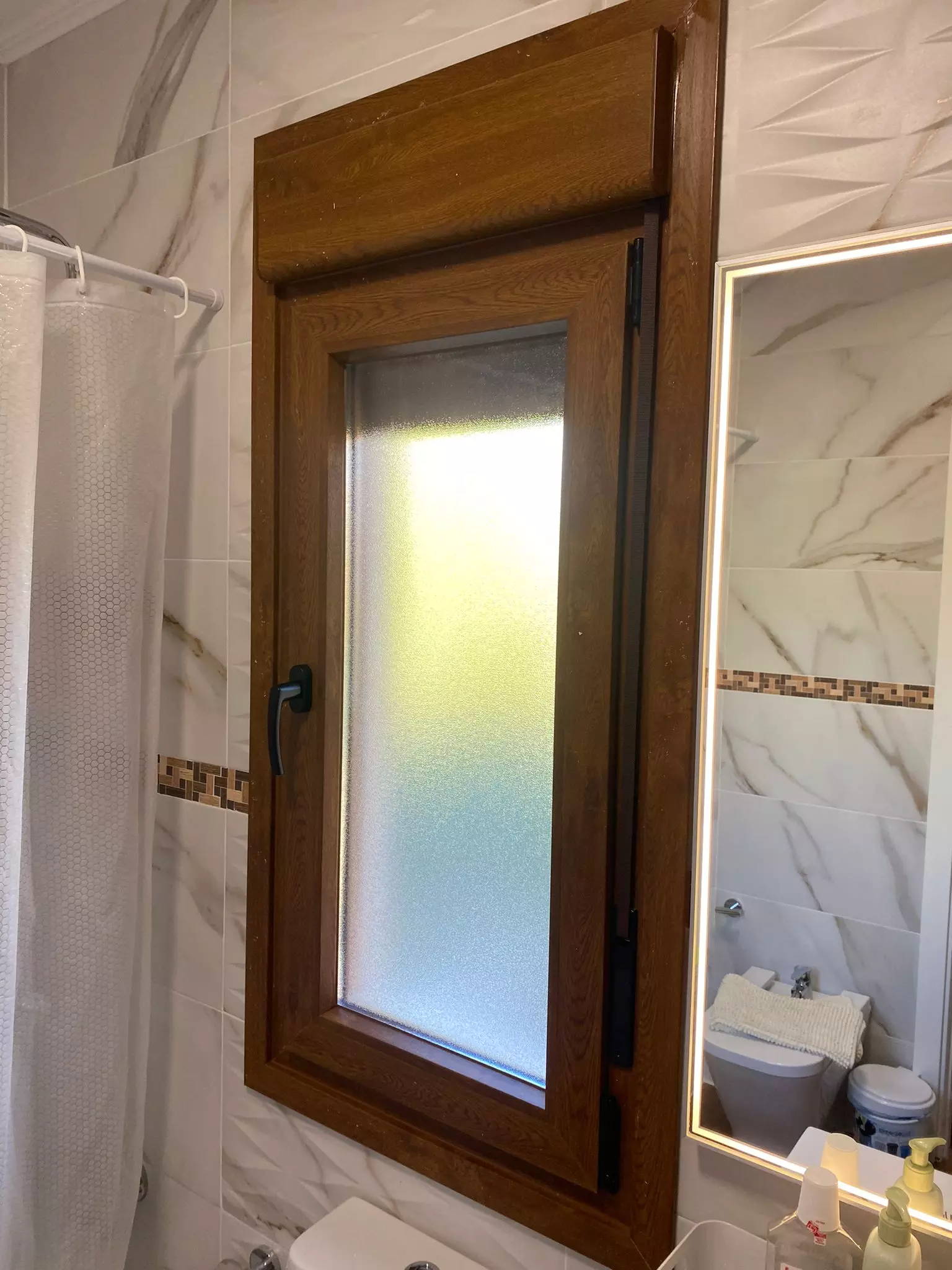 Instalacion de ventanas, Obra Reforma de Vivienda en Aranjuez, Madrid